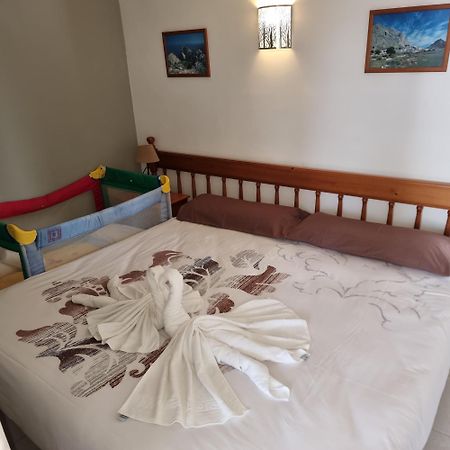 Apartamento Portosun Caracol Puerto Colom Exteriör bild
